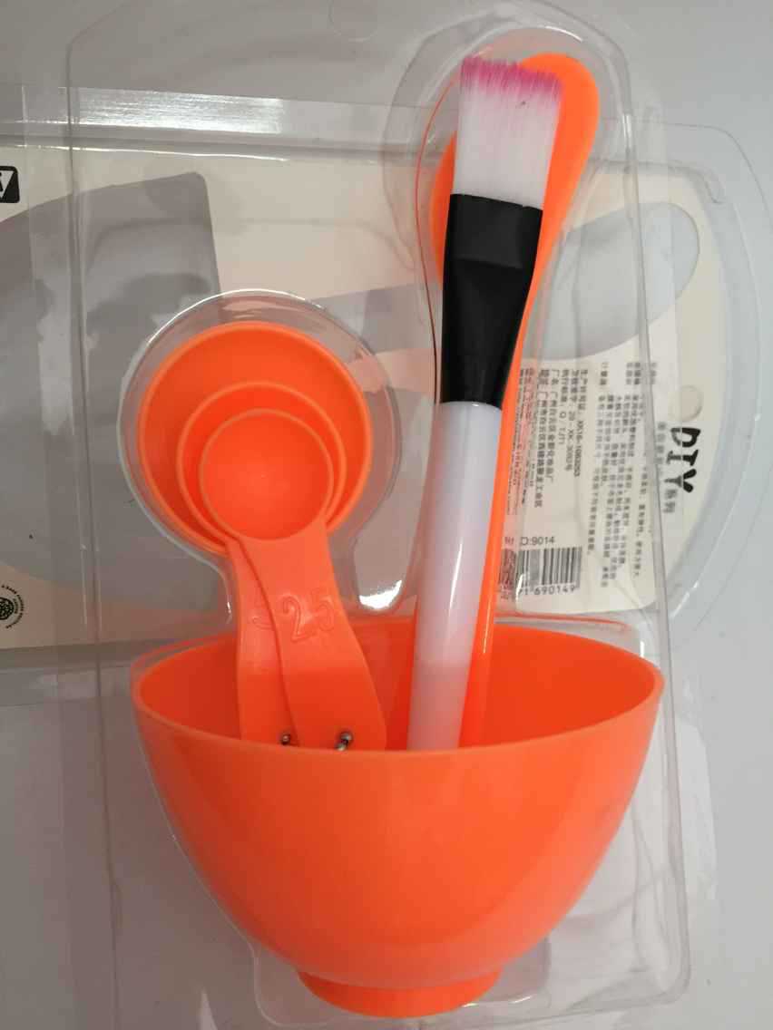 Wholesale plastic mask bowl set of 4 mask brush mask bar measure spoon beauty makeup tools Wholesale plastic mask bowl set of 4 mask brush mask bar measure spoon beauty makeup tools