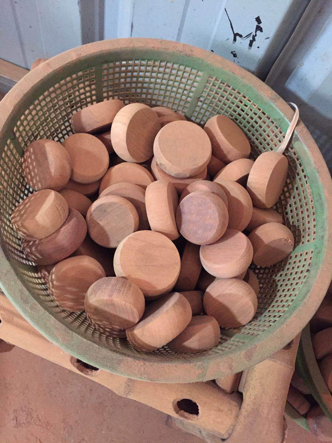 Factory Direct Supply Ebony Chinese Chess Set Wood Carving Crafts Chess Business Craft Gift Wholesale