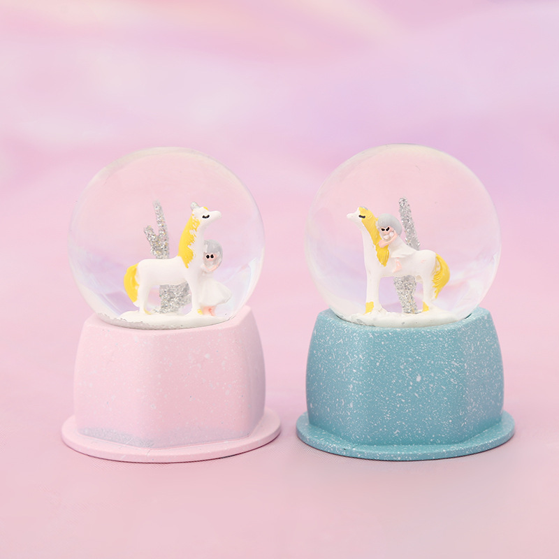 45 Small Cartoon Character Crystal Ball Cake with Light Car Home Decoration Gift Gift Plastic Crafts 45 Small Cartoon Character Crystal Ball Cake with Light Car Home Decoration Gift Gift Plastic Crafts