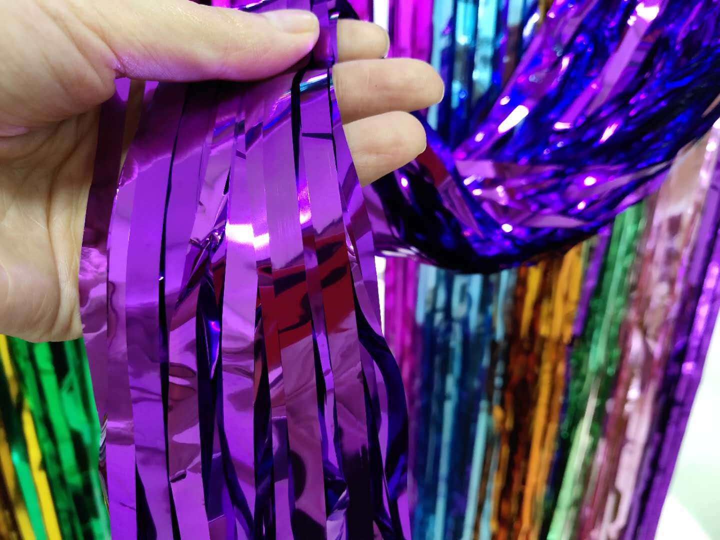 Tinsel Curtain Halloween Wedding Birthday Party Layout Supplies Wedding Room Background Decoration Curtain of Rain 1 M * 2 M Tinsel Curtain Halloween Wedding Birthday Party Layout Supplies Wedding Room Background Decoration Curtain of Rain 1 M * 2 M