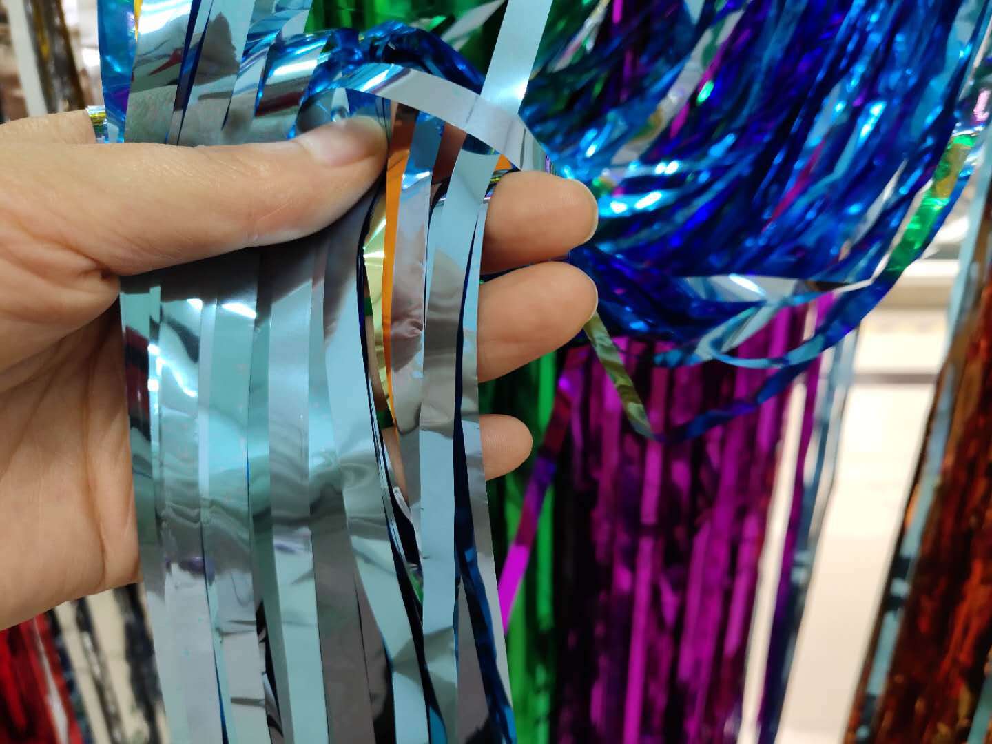 Tinsel Curtain Halloween Wedding Birthday Party Layout Supplies Wedding Room Background Decoration Curtain of Rain 1 M * 2 M Tinsel Curtain Halloween Wedding Birthday Party Layout Supplies Wedding Room Background Decoration Curtain of Rain 1 M * 2 M