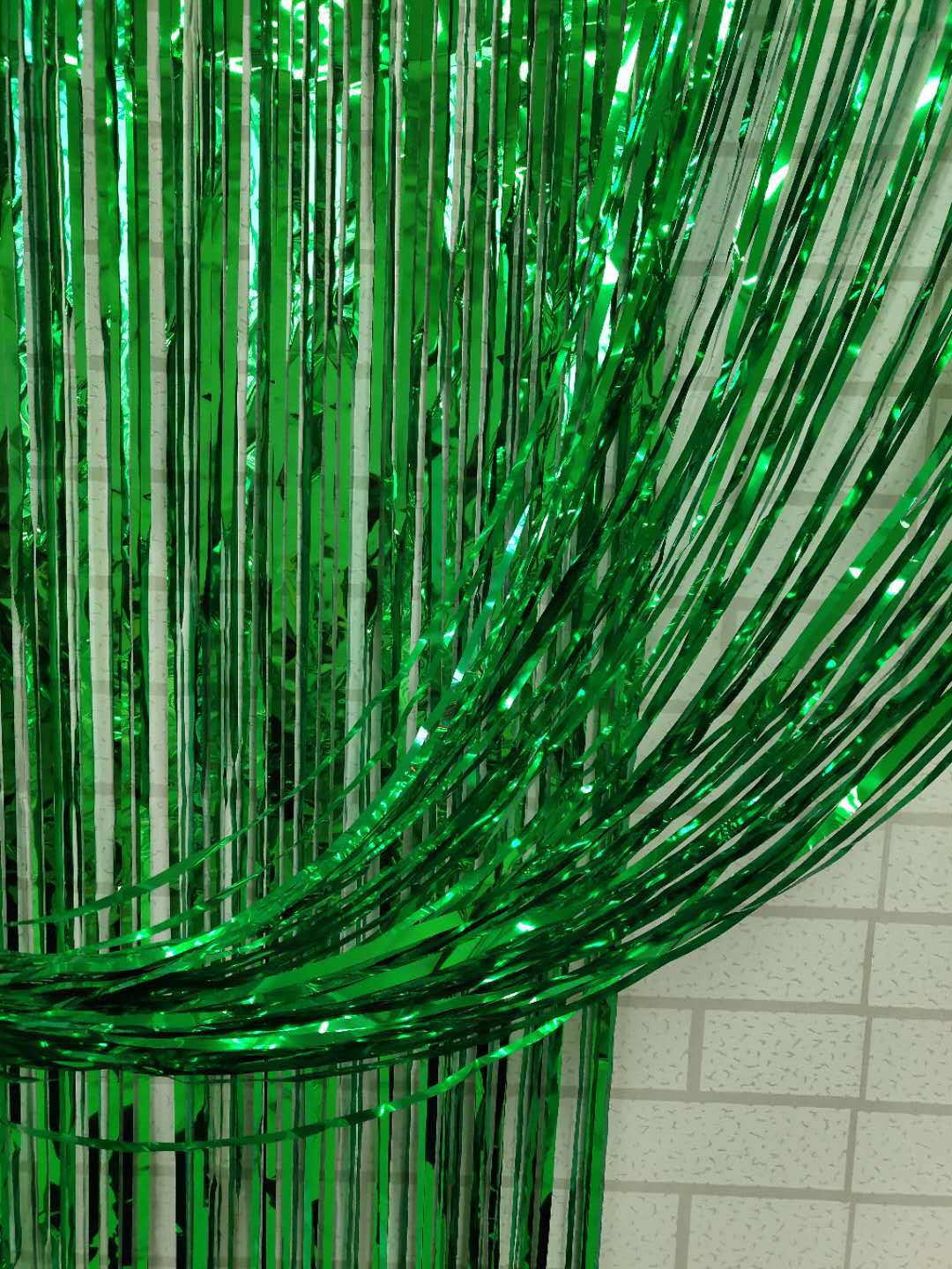 Tinsel Curtain Halloween Wedding Birthday Party Layout Supplies Wedding Room Background Decoration Curtain of Rain 1 M * 2 M Tinsel Curtain Halloween Wedding Birthday Party Layout Supplies Wedding Room Background Decoration Curtain of Rain 1 M * 2 M