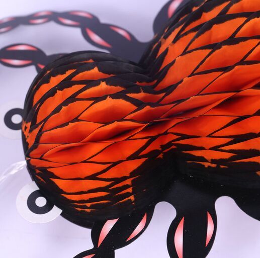 Halloween decoration supplies venue bar dressed up with Beehive paper spiders Halloween decoration supplies venue bar dressed up with Beehive paper spiders