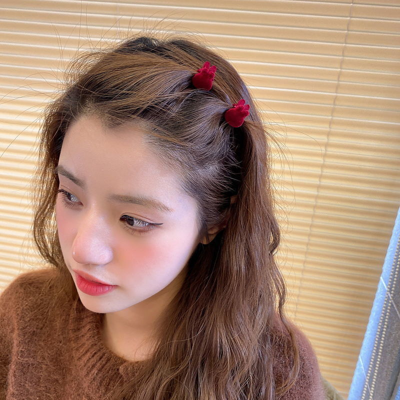 Korean New Flocking Mini Claw Clip Trumpet Bangs Side Clip Hair Clip for Broken Hair Temperament Hair Clips Hair Accessories