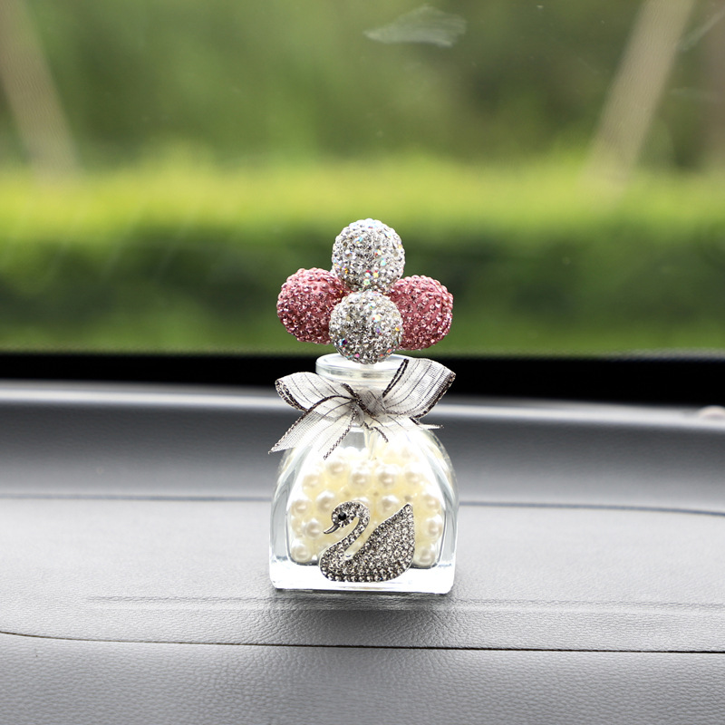 Diamond-Embedded Confession Balloon Car Perfume Bottle Goddess Style Car Decoration Center Console Decoration Starry Sky