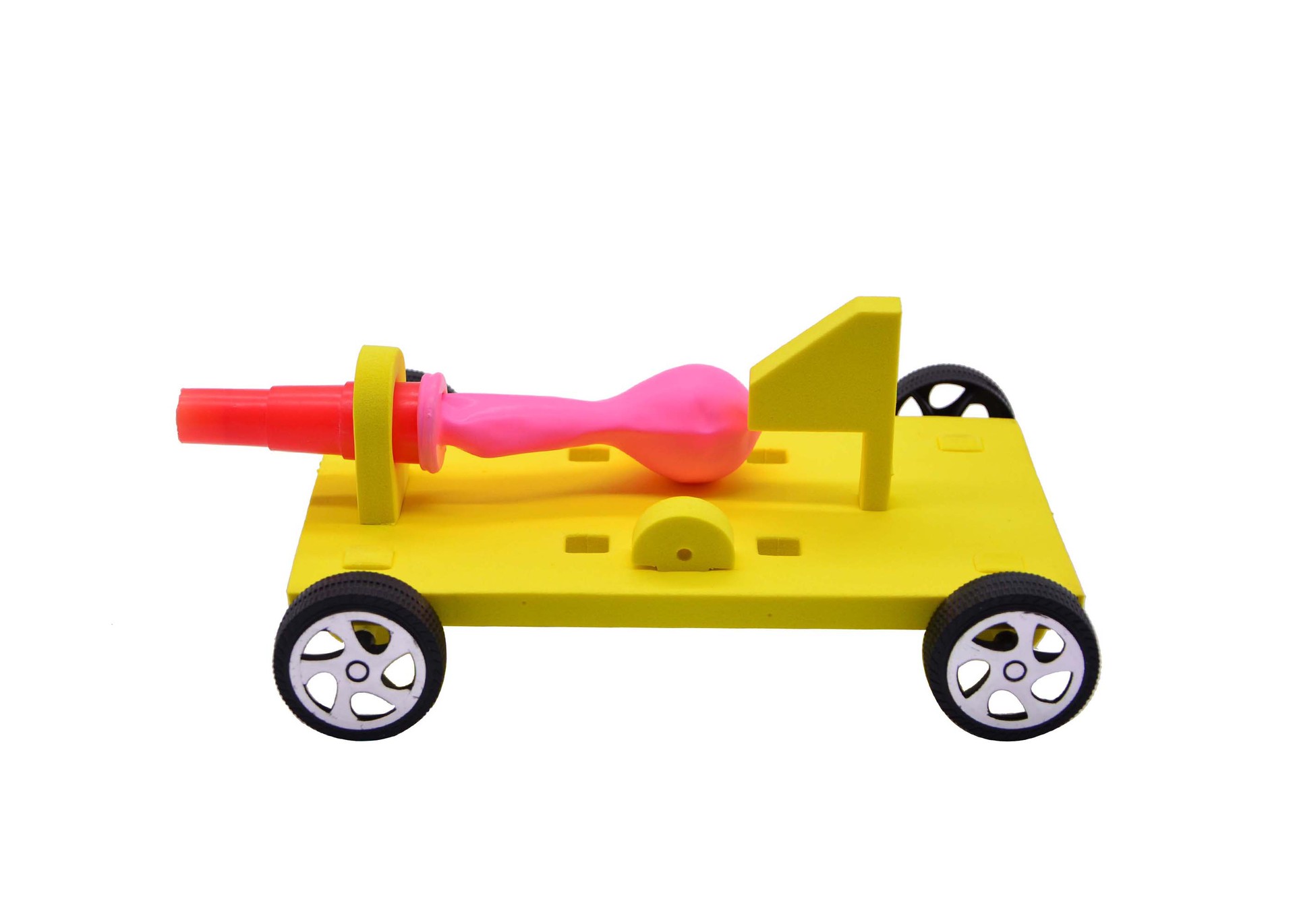 Students' homework teacher xing balloon car technology small production STEM science lab