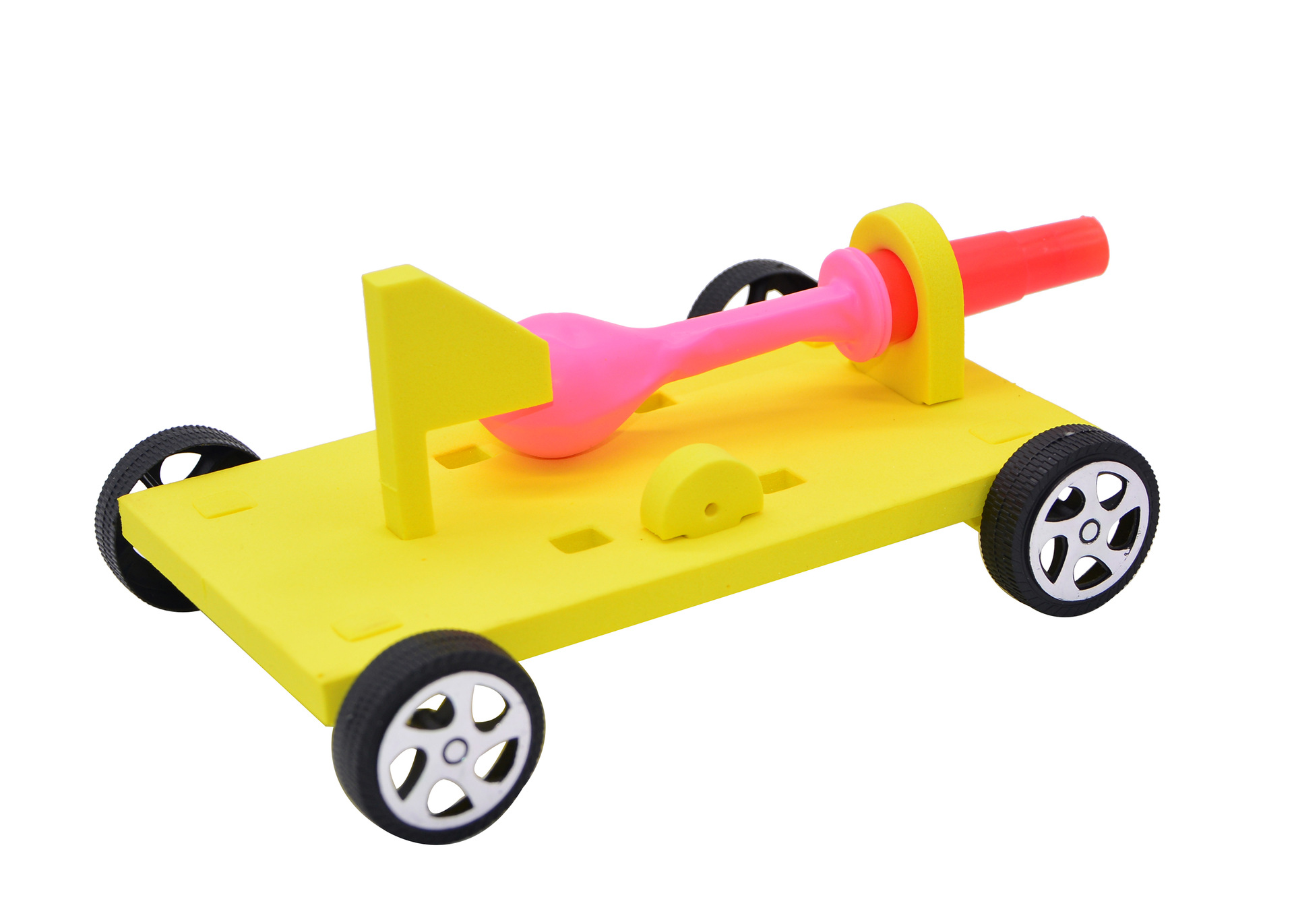 Students' homework teacher xing balloon car technology small production STEM science lab