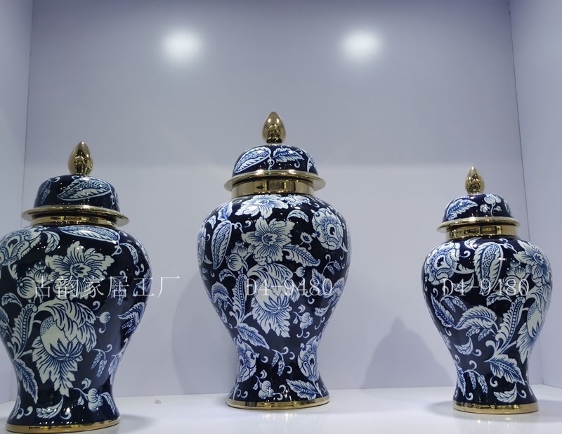 Guyun Factory Store Ceramic Crafts Residence Decorative Flower Vase Blue and White Porcelain Candy Box Decorations