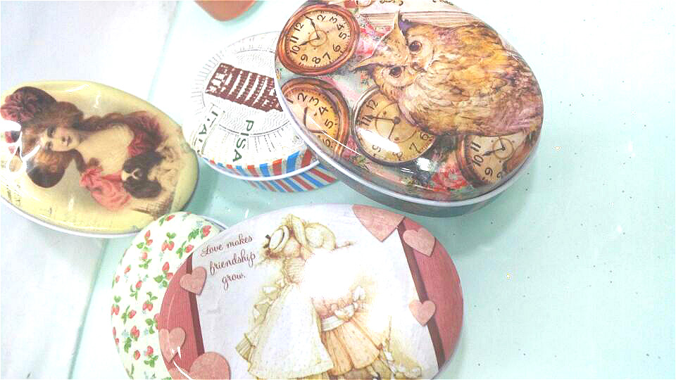 European wind oval tinplate jewelry box candy box jewelry box hut storage boxes wedding gifts