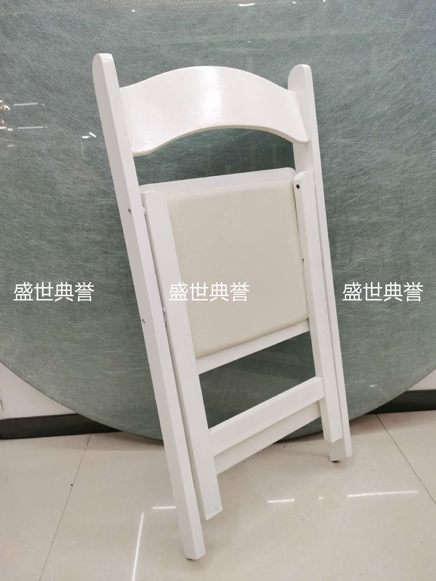 Outdoor folding chair Outdoor wedding solid wood folding chair banquet party white chair Outdoor folding chair Outdoor wedding solid wood folding chair banquet party white chair