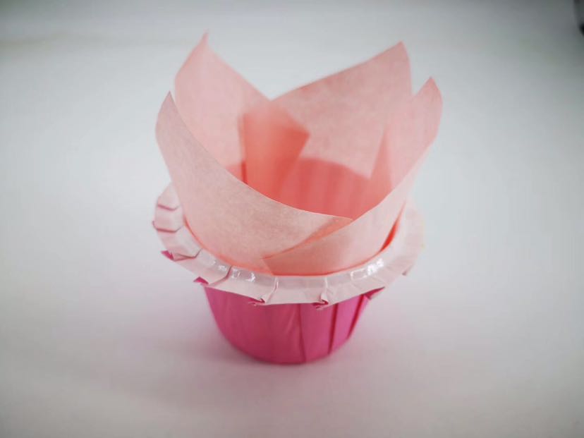 Cake Cup, Machine Production Cup Roll Mouth Cup Gold and Silver Paper Cup Aluminum Foil Cake Cup Cake Cup Paper Cups Cake Stand Flame Cup Tulip Cake Cup, Machine Production Cup Roll Mouth Cup Gold and Silver Paper Cup Aluminum Foil Cake Cup Cake Cup Paper Cups Cake Stand Flame Cup Tulip