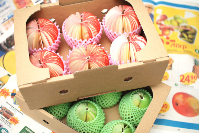 New Korean Style Sticky Notes Creative Student Stationery Pear Note Paper DIY Notepaper Stereo Fruit Note Sticker New Korean Style Sticky Notes Creative Student Stationery Pear Note Paper DIY Notepaper Stereo Fruit Note Sticker