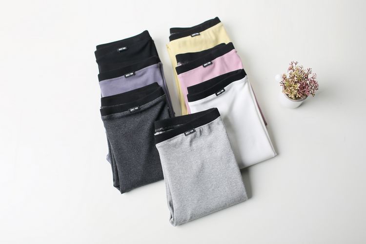 Women's Cotton Autumn Leggings Tappered Pencil Pants Slim Fit Slimming outside Wear Korean Style Leggings Solid Color Sports Casual Pants Women's Cotton Autumn Leggings Tappered Pencil Pants Slim Fit Slimming outside Wear Korean Style Leggings Solid Color Sports Casual Pants