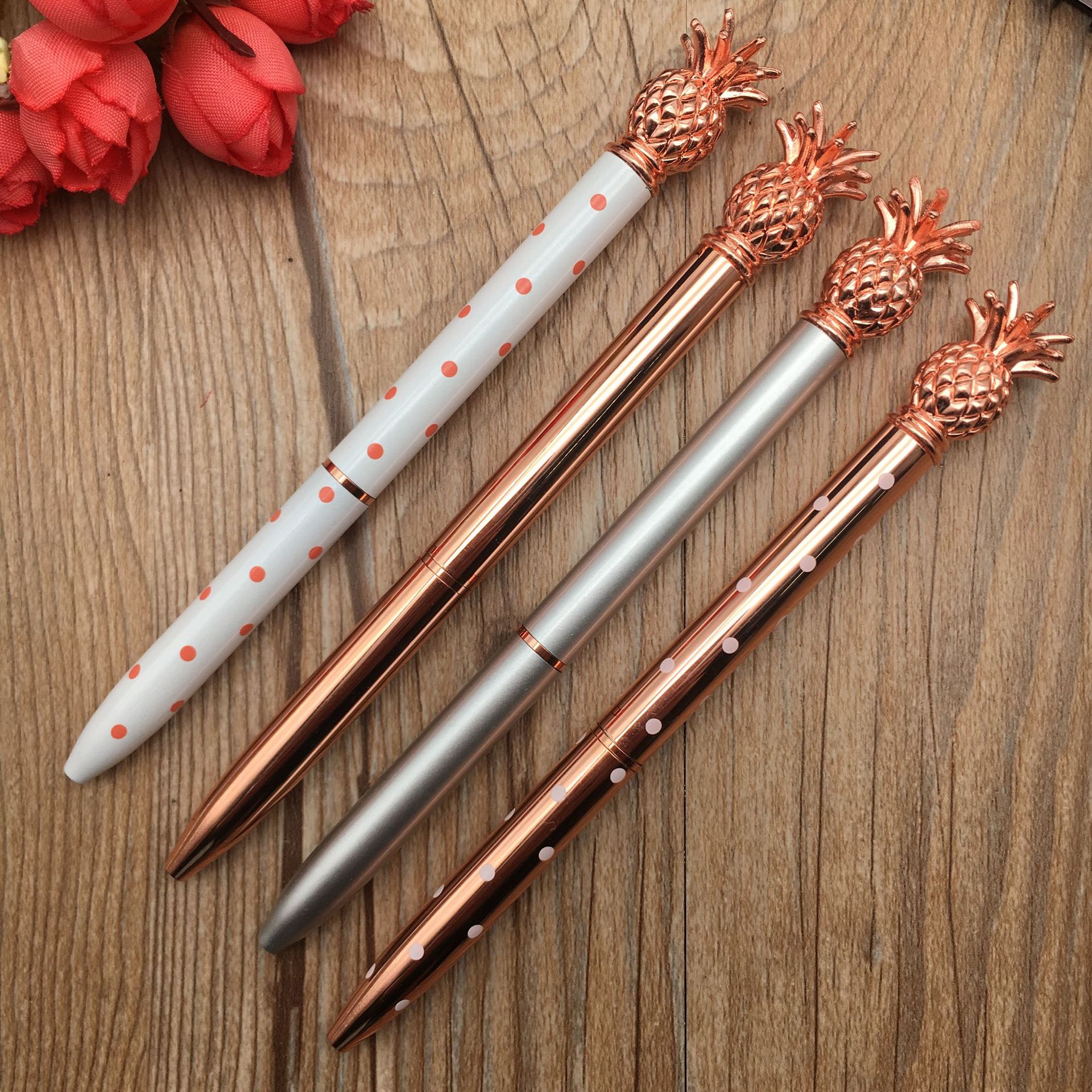 Cross-Border Supply Factory Wholesale Pineapple Pen Metal Ball Point Pen Rotary Gift Advertising Marker Spot