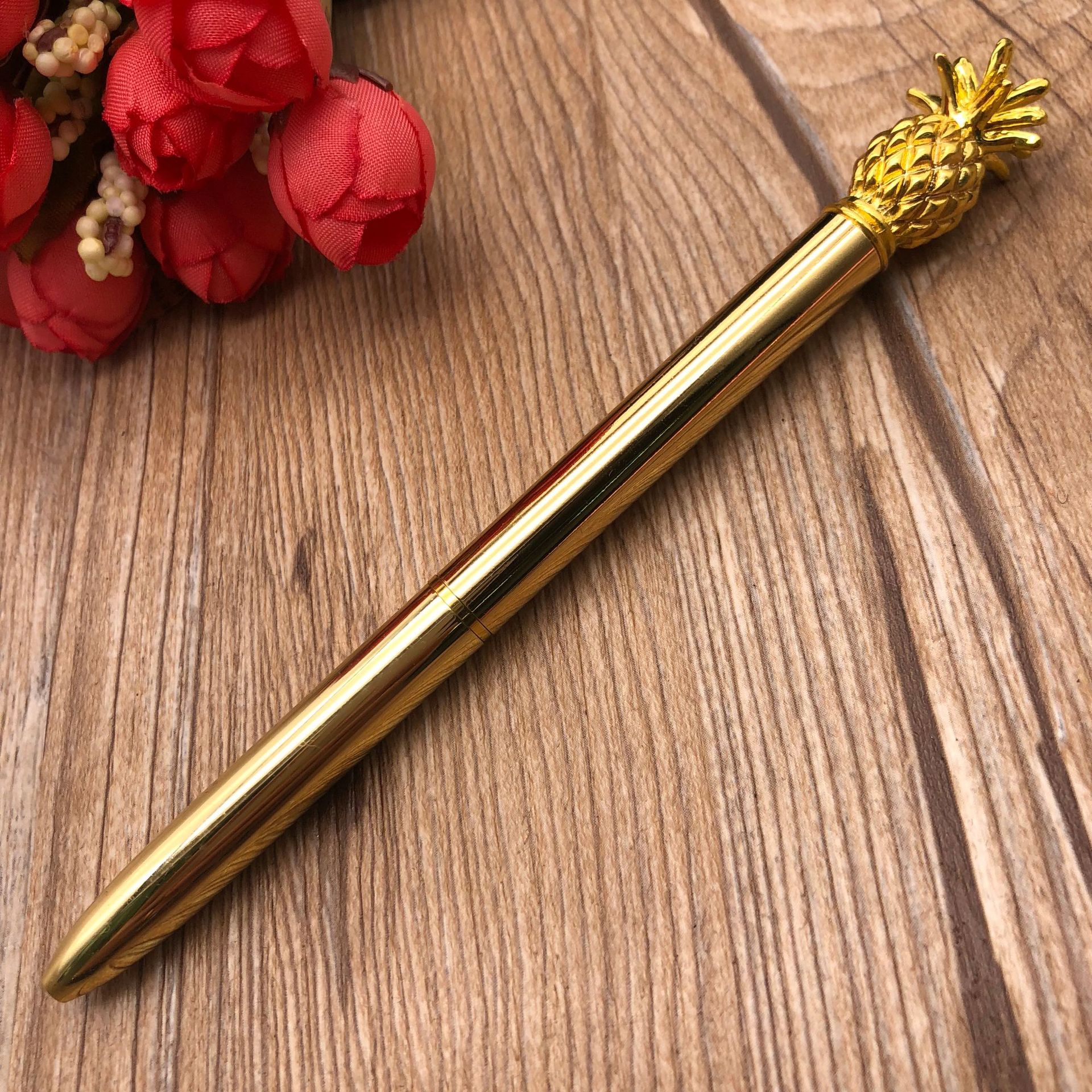 Cross-Border Supply Factory Wholesale Pineapple Pen Metal Ball Point Pen Rotary Gift Advertising Marker Spot
