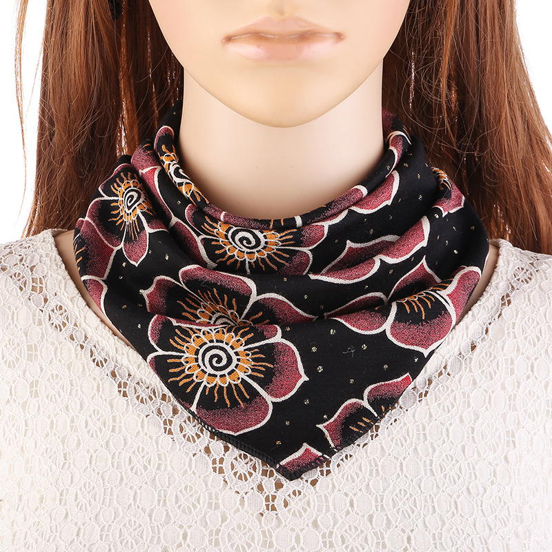 Factory Wholesale Printing Triangular Binder Korean Style Small Silk Scarf Scarf Women's Thin Fashion Scarf One Piece Dropshipping Factory Wholesale Printing Triangular Binder Korean Style Small Silk Scarf Scarf Women's Thin Fashion Scarf One Piece Dropshipping