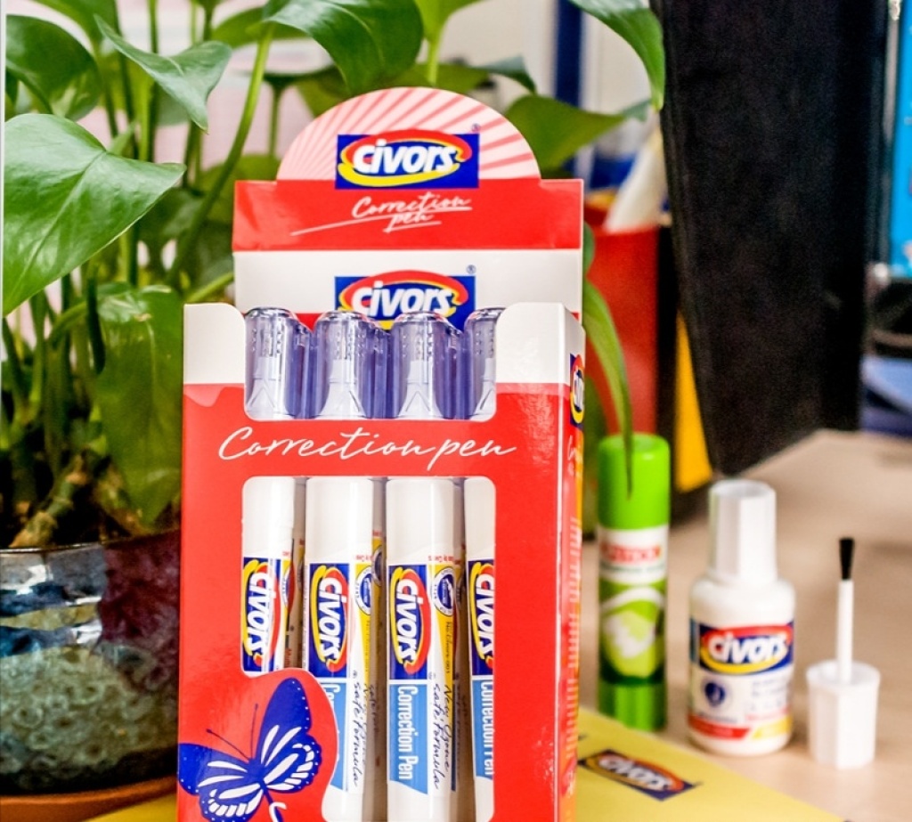 Civors-002 Correction Fluid Non-Toxic Quick-Drying Correction Pen for Students Correction Fluid White Environmentally Friendly Quick-Drying Type Civors-002 Correction Fluid Non-Toxic Quick-Drying Correction Pen for Students Correction Fluid White Environmentally Friendly Quick-Drying Type