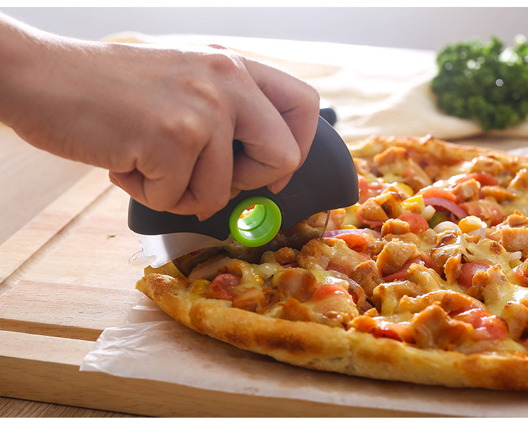 Pizza Cutter Pie Separator Removable and Washable with Protective Cover Stainless Steel Cake Paper Cutter Kitchen Tools