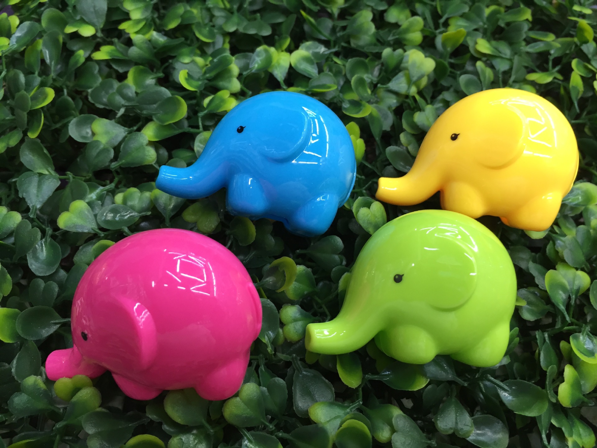 Elephant pencil sharpener cartoon small elephant pencil sharpener student pencil sharpener wholesale Elephant pencil sharpener cartoon small elephant pencil sharpener student pencil sharpener wholesale