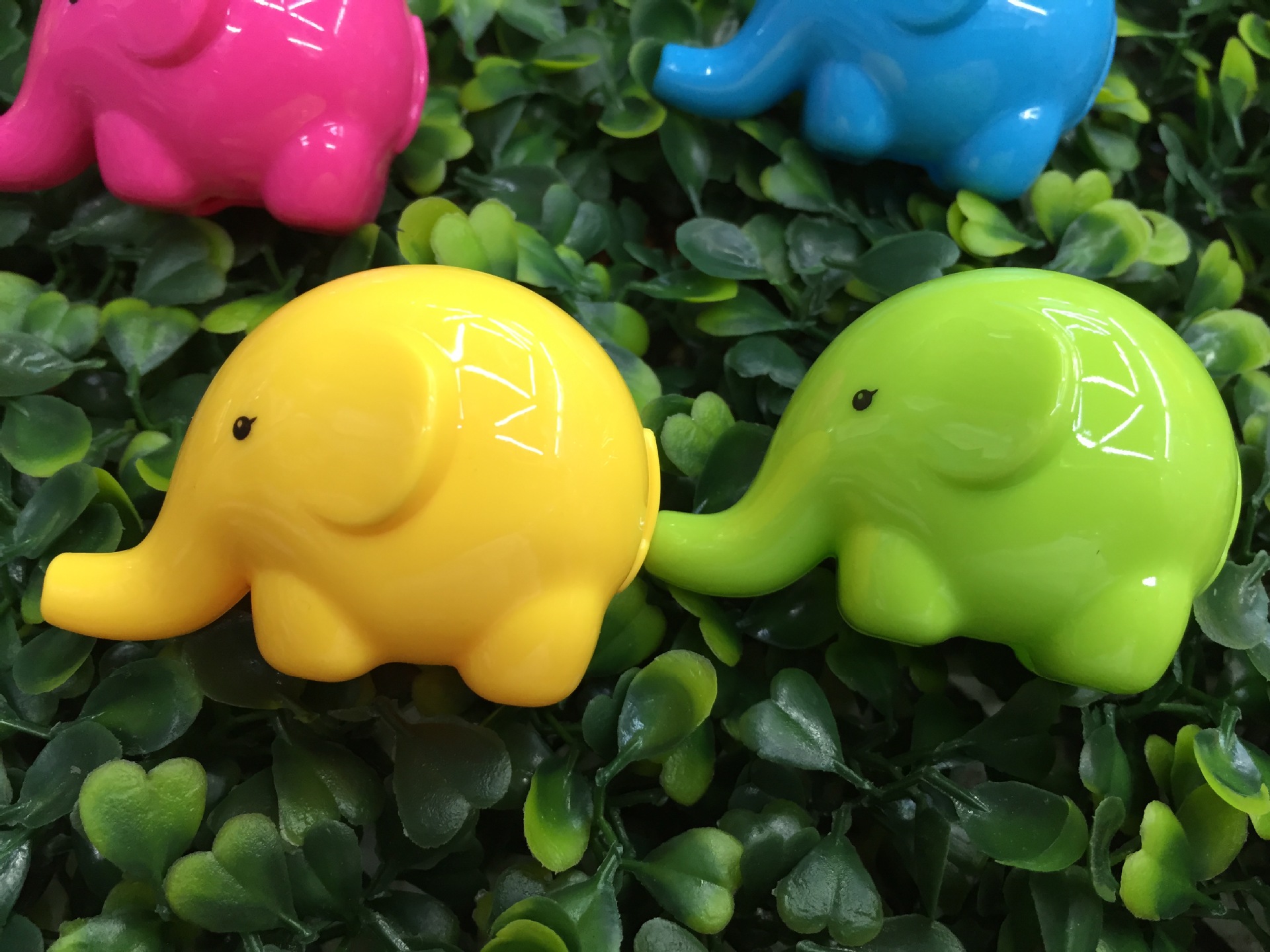 Elephant pencil sharpener cartoon small elephant pencil sharpener student pencil sharpener wholesale Elephant pencil sharpener cartoon small elephant pencil sharpener student pencil sharpener wholesale
