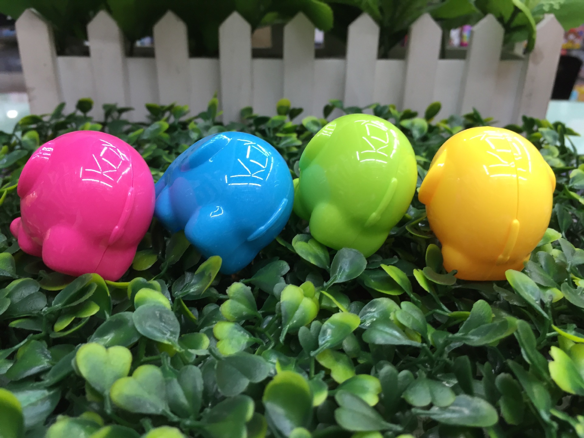 Elephant pencil sharpener cartoon small elephant pencil sharpener student pencil sharpener wholesale Elephant pencil sharpener cartoon small elephant pencil sharpener student pencil sharpener wholesale