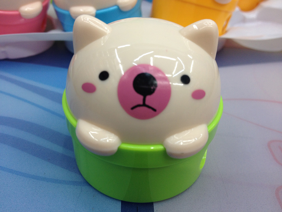 Cute student prize cartoon cat pencil sharpener bear pencil sharpener cute pencil grater Cute student prize cartoon cat pencil sharpener bear pencil sharpener cute pencil grater