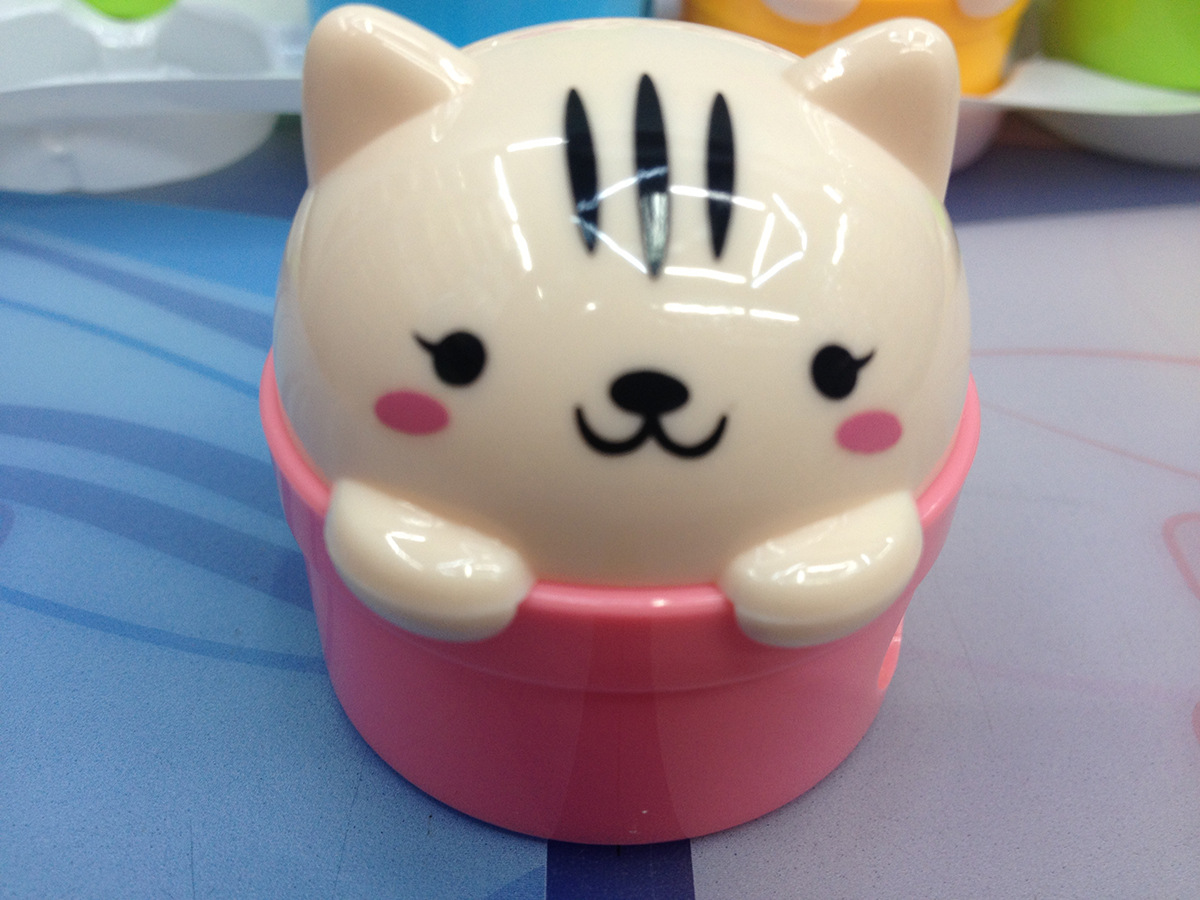 Cute student prize cartoon cat pencil sharpener bear pencil sharpener cute pencil grater Cute student prize cartoon cat pencil sharpener bear pencil sharpener cute pencil grater