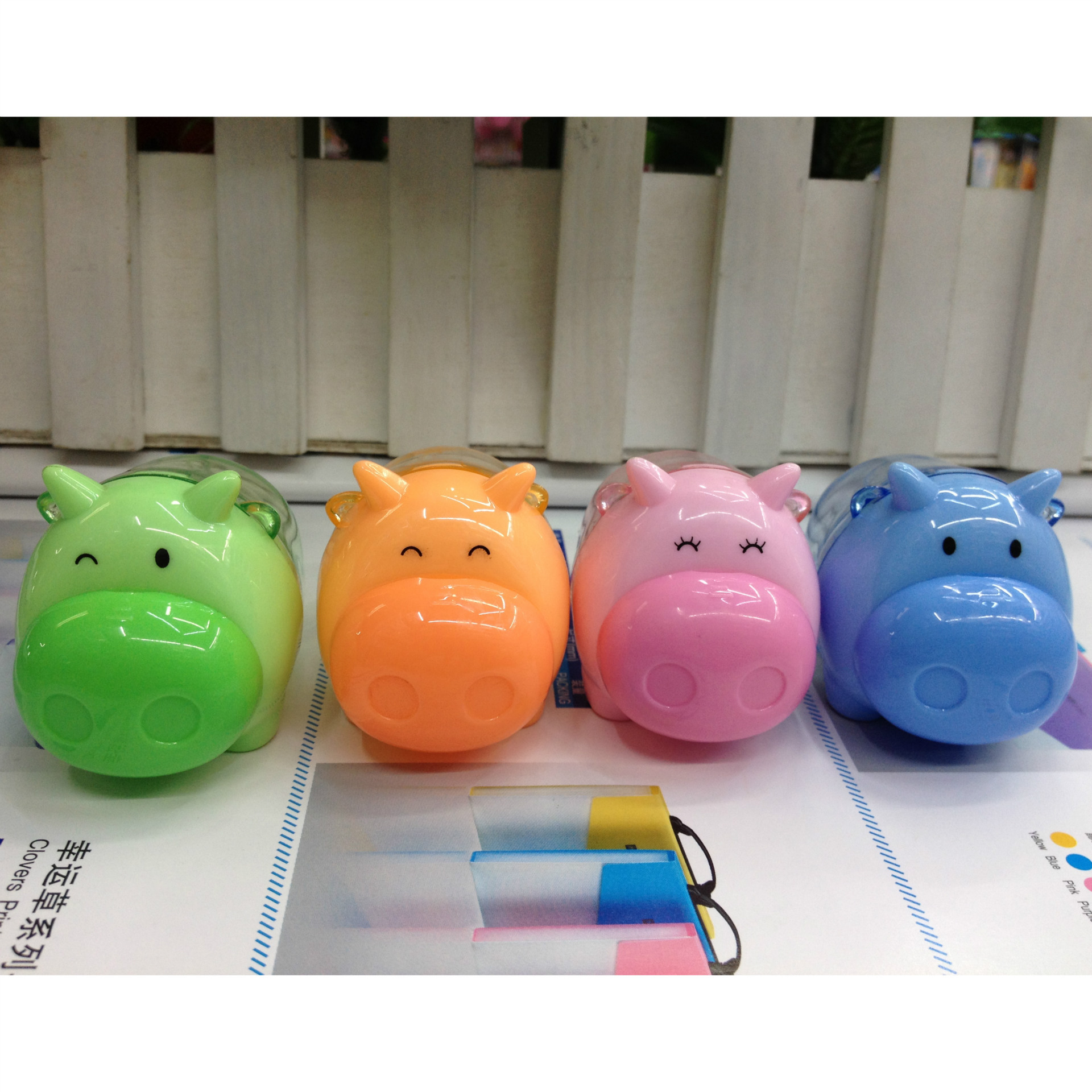 Creative piglet pencil sharpener