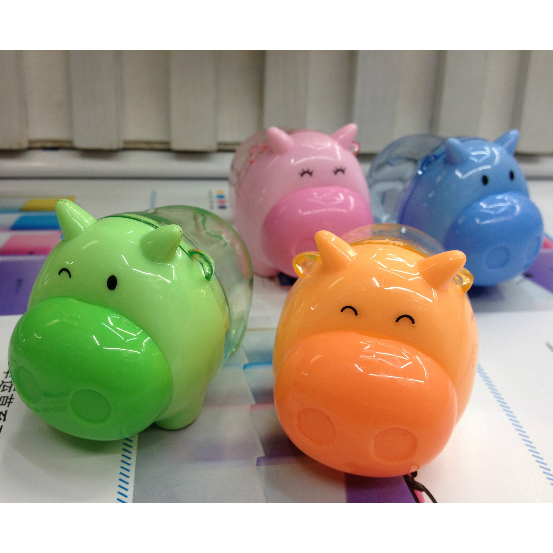 Creative piglet pencil sharpener