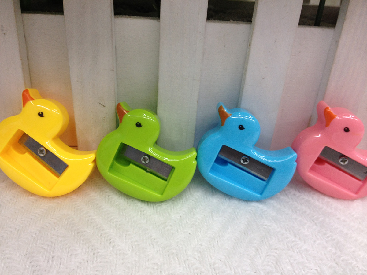 Cartoon duck pencil sharpener is small and cute Cartoon duck pencil sharpener is small and cute