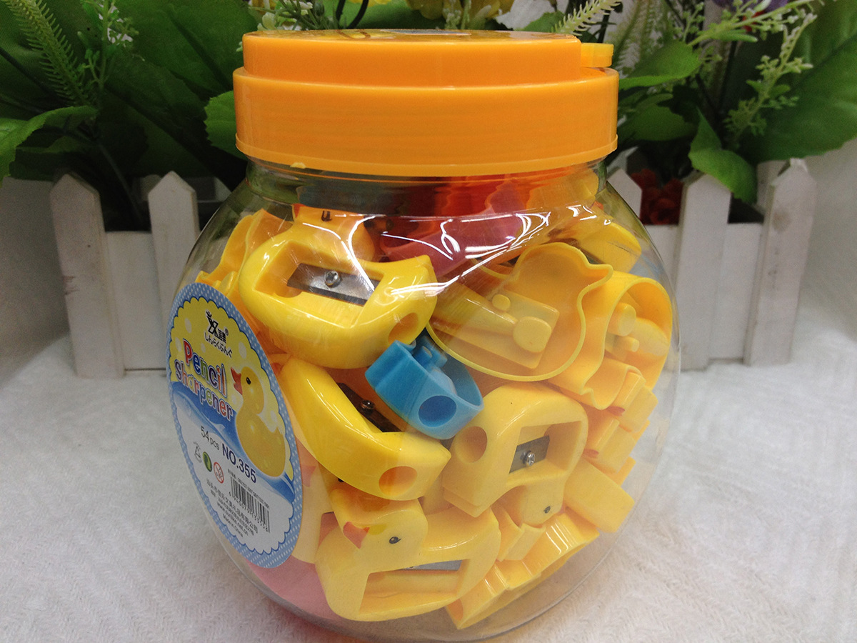 Cartoon duck pencil sharpener is small and cute Cartoon duck pencil sharpener is small and cute