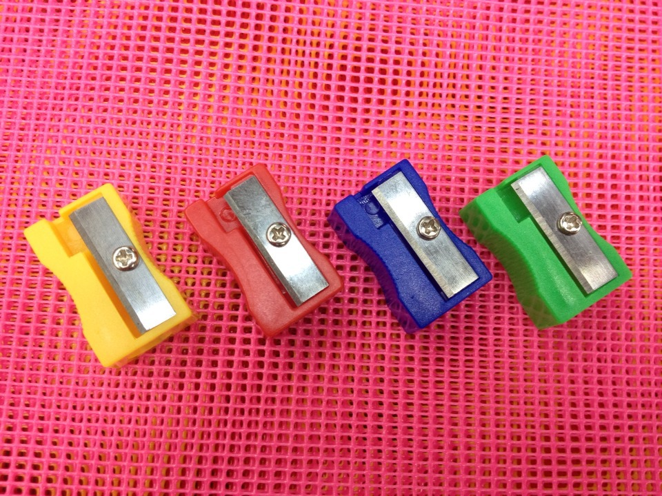 Simple compact pencil sharpener geometry single hole pencil sharpener candy color sharpener Simple compact pencil sharpener geometry single hole pencil sharpener candy color sharpener