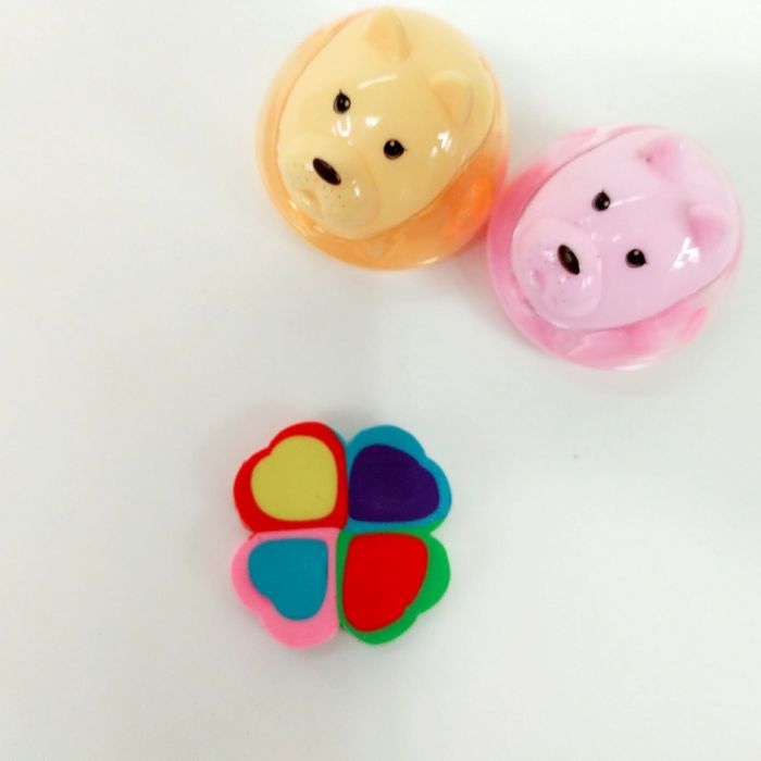 Multi-color eraser four-leaf clover pattern modeling eraser Multi-color eraser four-leaf clover pattern modeling eraser