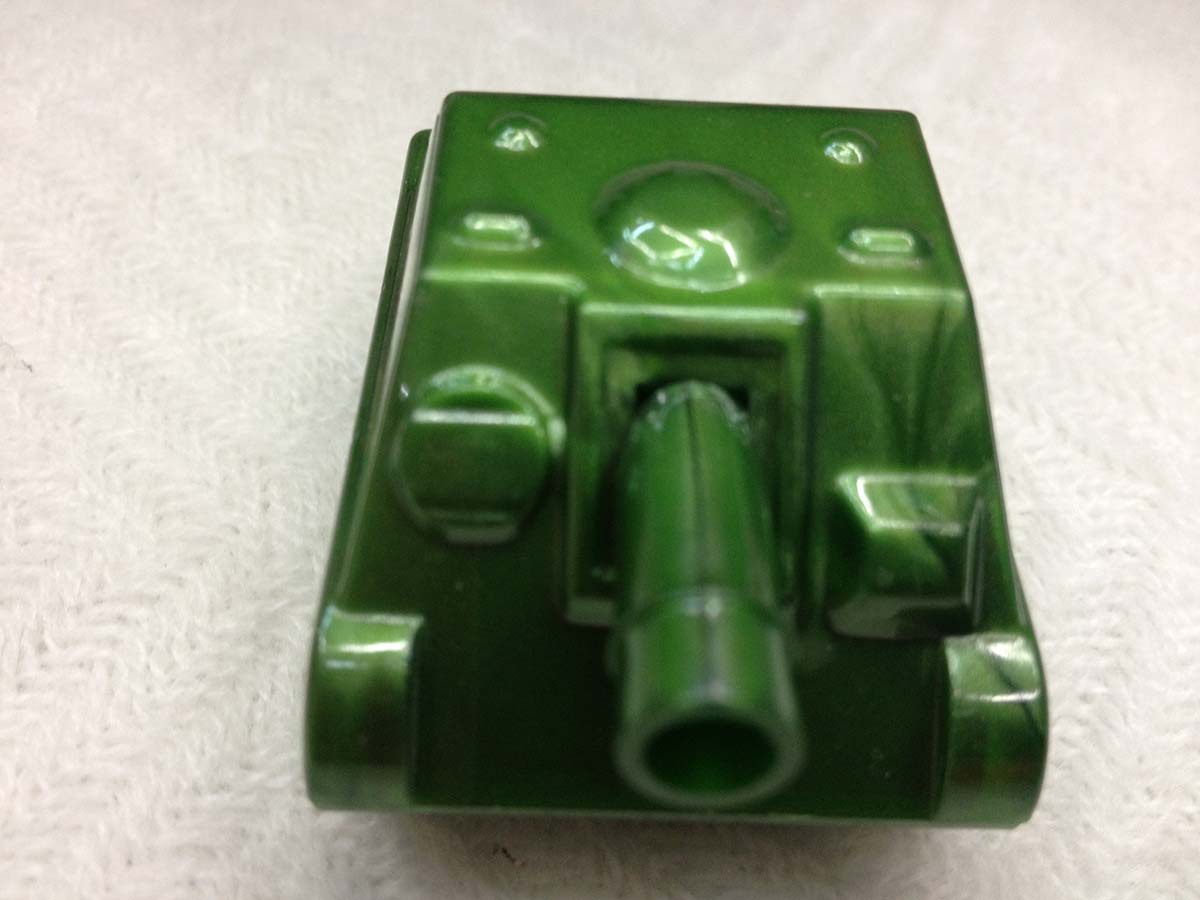 Cartoon tank shaped pencil sharpener double hole school supplies pencil knife wholesale