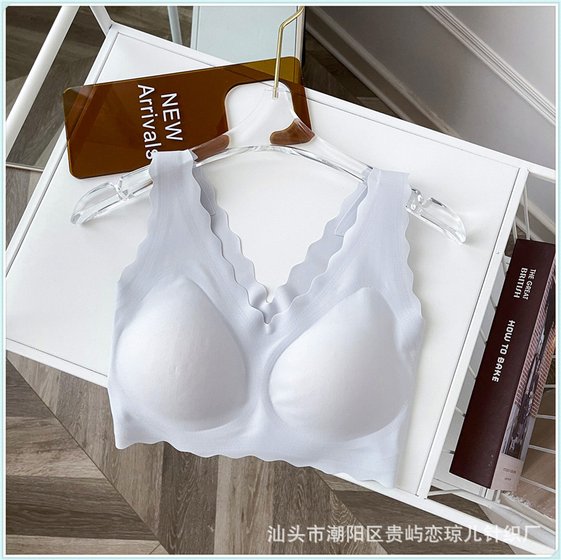 Ubar Ouyang Nana Same Cloud Underwear Women's Push up and Anti-Sagging Seamless Beautiful Back Big Chest Small Sports Bra Ubar Ouyang Nana Same Cloud Underwear Women's Push up and Anti-Sagging Seamless Beautiful Back Big Chest Small Sports Bra