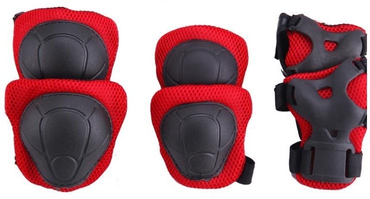 God over the children riding gear suit roller skating skates protective door thickening