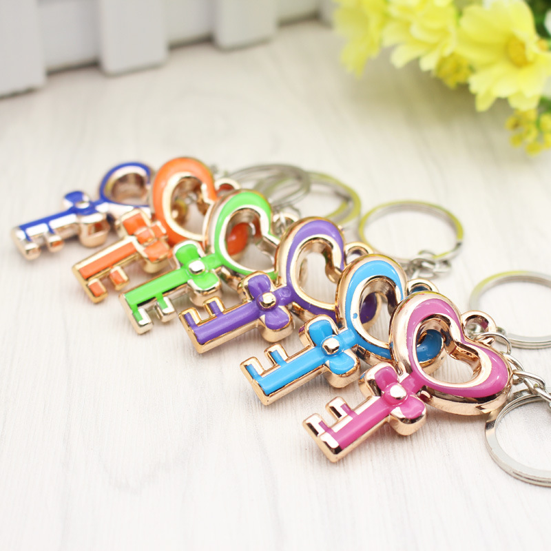 Factory Direct Sales Creative Cute Small Gift Exquisite Acrylic Love Key Key Chain Mobile Phone Pendant Wholesale Factory Direct Sales Creative Cute Small Gift Exquisite Acrylic Love Key Key Chain Mobile Phone Pendant Wholesale