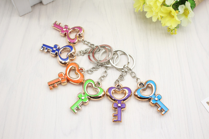 Factory Direct Sales Creative Cute Small Gift Exquisite Acrylic Love Key Key Chain Mobile Phone Pendant Wholesale Factory Direct Sales Creative Cute Small Gift Exquisite Acrylic Love Key Key Chain Mobile Phone Pendant Wholesale