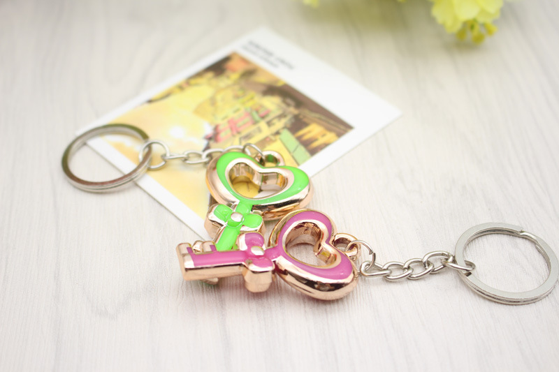 Factory Direct Sales Creative Cute Small Gift Exquisite Acrylic Love Key Key Chain Mobile Phone Pendant Wholesale Factory Direct Sales Creative Cute Small Gift Exquisite Acrylic Love Key Key Chain Mobile Phone Pendant Wholesale