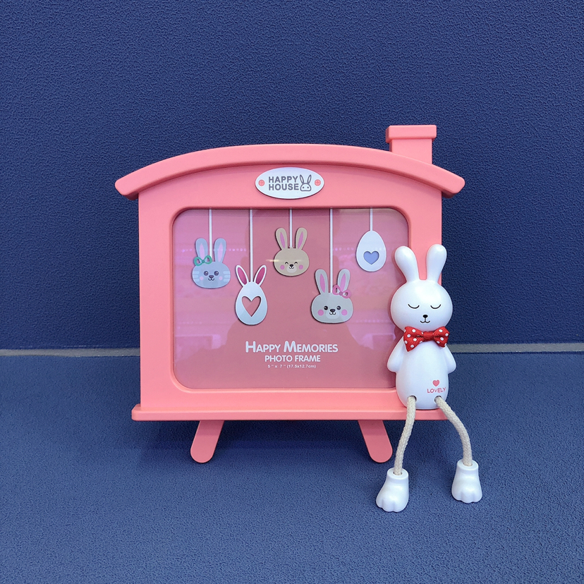 Haotao Photo Frame HT-TF3383 House-Shaped Hanging Rabbit 7-Inch (3 Colors)