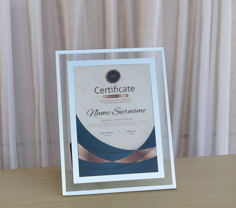 Bilateral A4 certificate frame glass crystal photo frame 6-inch 7-inch 8-inch 10 wedding dress decoration scenic spot travel LOGO customization Bilateral A4 certificate frame glass crystal photo frame 6-inch 7-inch 8-inch 10 wedding dress decoration scenic spot travel LOGO customization