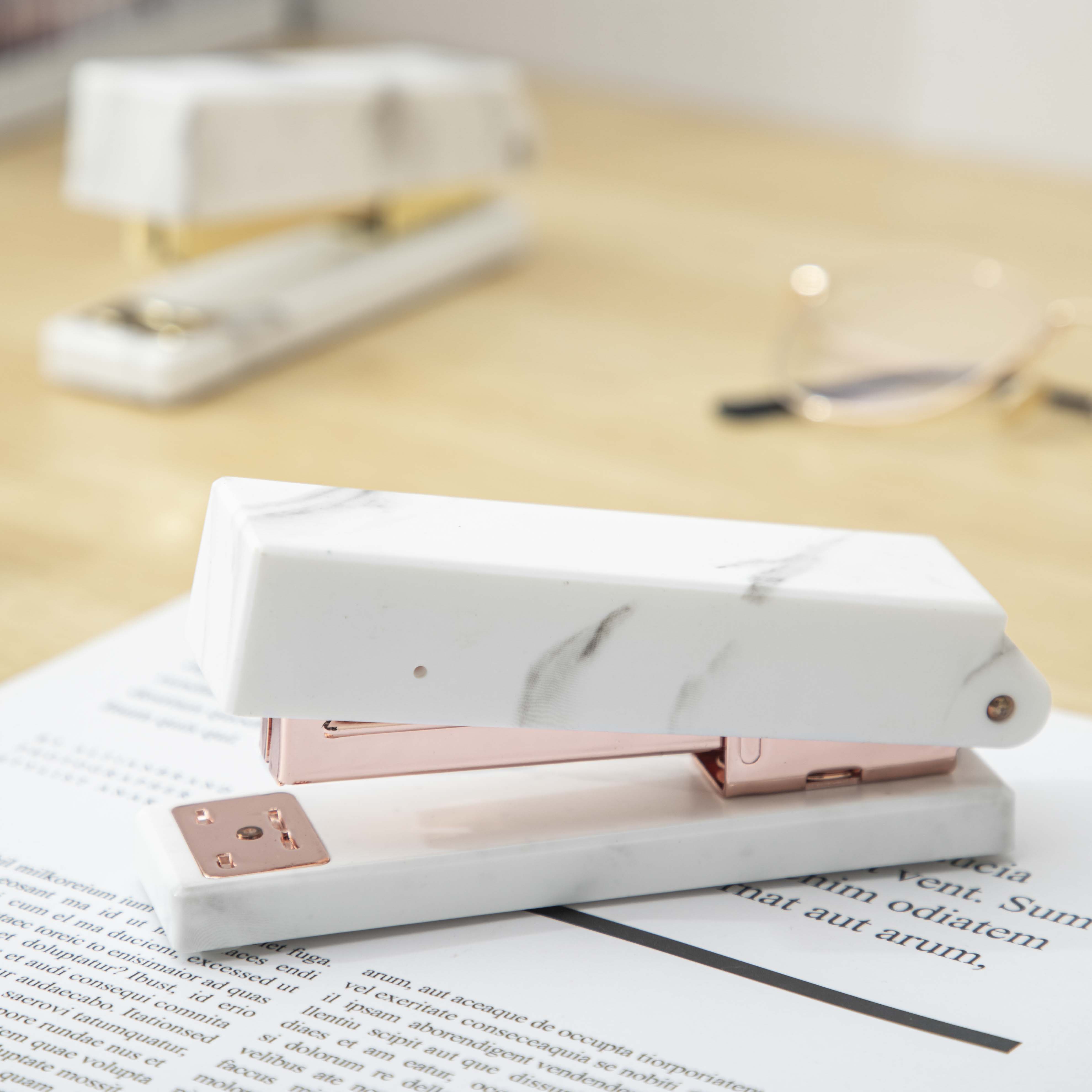 Marble Pattern Acrylic Office Supplies Stapler