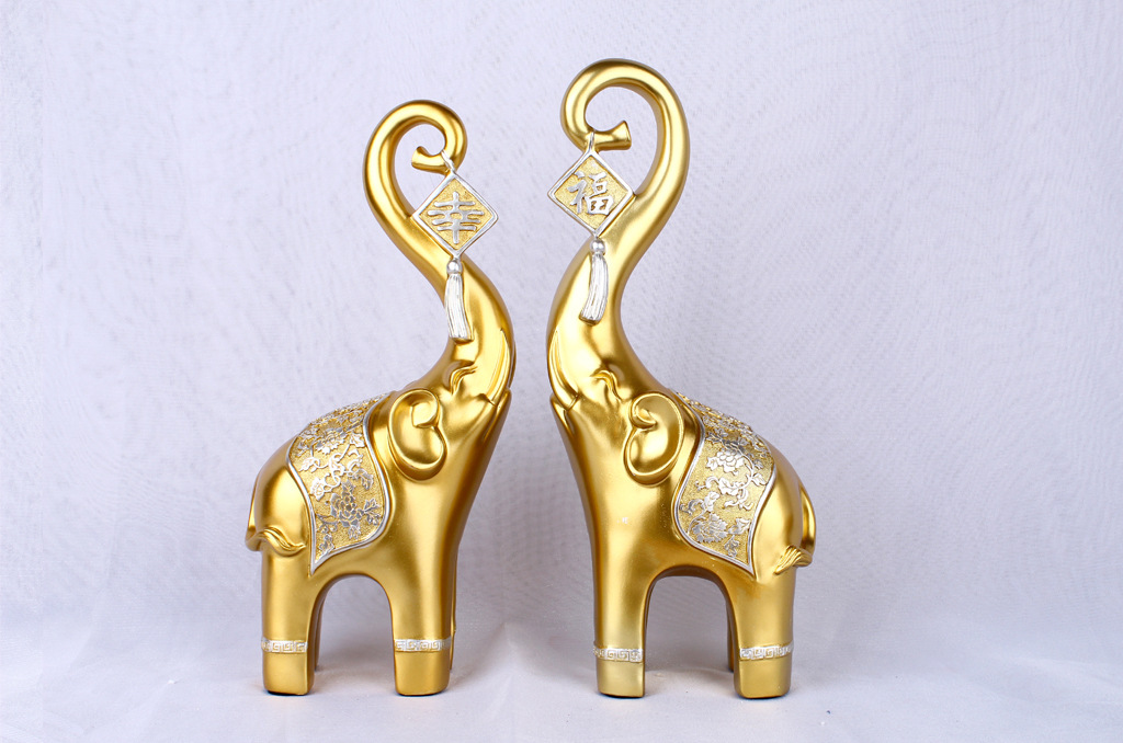 Resin Crafts Creative Wood Grain Happy Couple Elephant Decoration Living Room TV Cabinet Home Decoration Wedding Gift Resin Crafts Creative Wood Grain Happy Couple Elephant Decoration Living Room TV Cabinet Home Decoration Wedding Gift