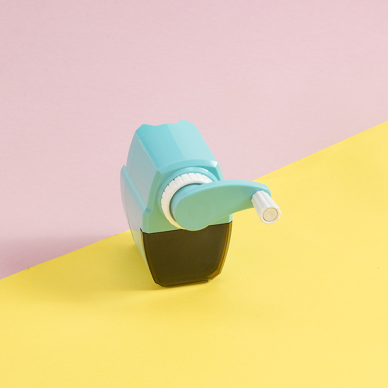 Office students automatic recoil pen pencil sharpener environmental protection practical hand sharpener wholesale Office students automatic recoil pen pencil sharpener environmental protection practical hand sharpener wholesale