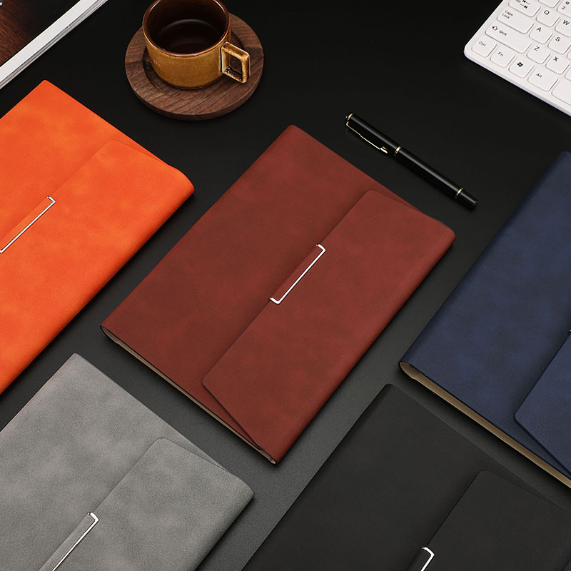 Products in Stock New Leather Surface Notepad A5 Tri-Fold Loose-Leaf Notebook Pack Business Office Diary Customized Logo