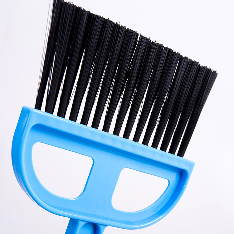 Mini clean desktop sweep keyboard brush with dustpan small sweep two pieces of home creativity.