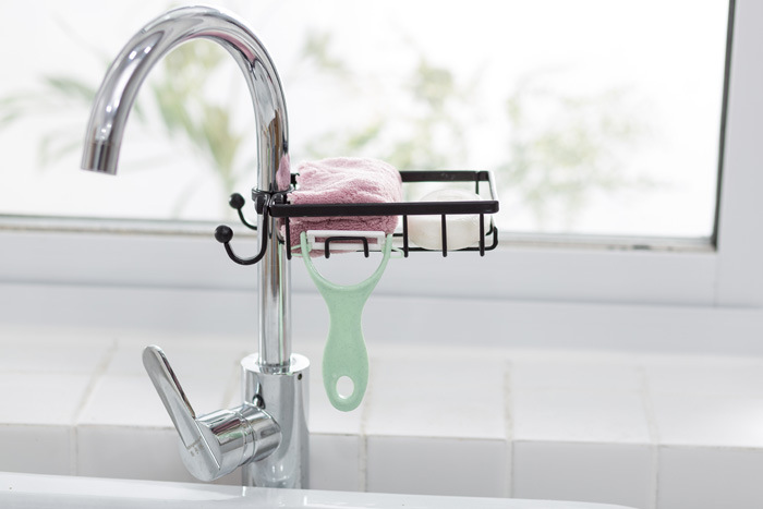 Tap water rack sink for household kitchen supplies sink sponge towel rack without holes Tap water rack sink for household kitchen supplies sink sponge towel rack without holes
