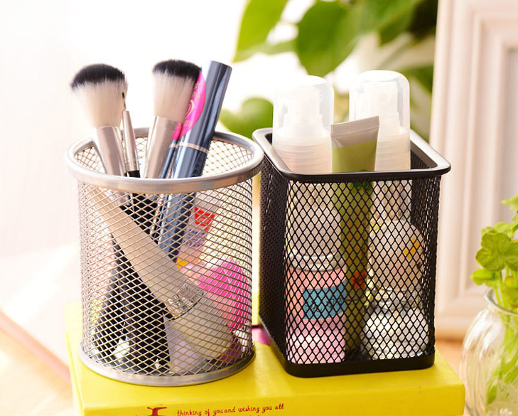 Creative Color round Grid Metal Multi-Functional Pen Holder Korean Fashion Desktop Office Supplies Ornaments Gathering