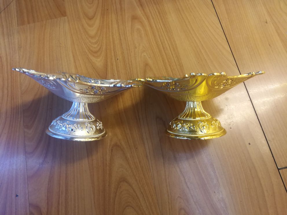 Office supplies for the new pentacle type fruit dish dessert plate alloy crafts. Office supplies for the new pentacle type fruit dish dessert plate alloy crafts.