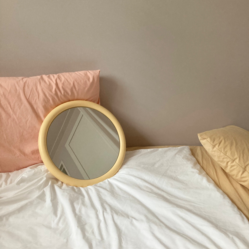 INS Korean Solid Wood Makeup Mirror Cream Mirror Girl Heart Dressing Mirror Photography Props INS Korean Solid Wood Makeup Mirror Cream Mirror Girl Heart Dressing Mirror Photography Props